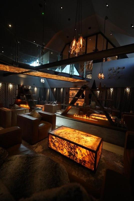 Cave Hotel & Golf Resort 페버샴 외부 사진