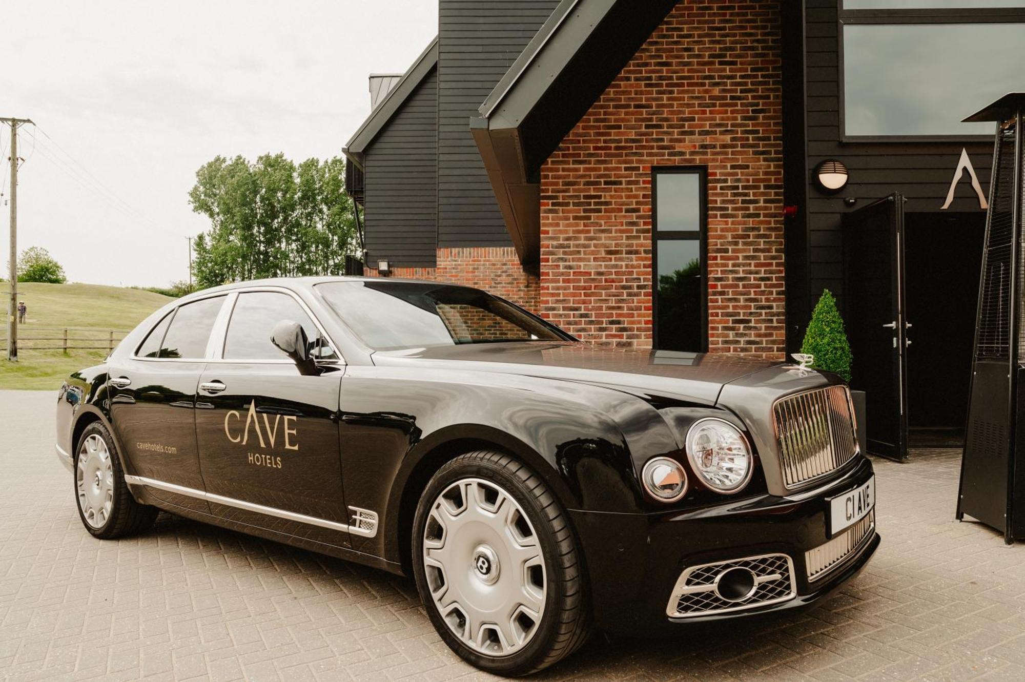Cave Hotel & Golf Resort 페버샴 외부 사진
