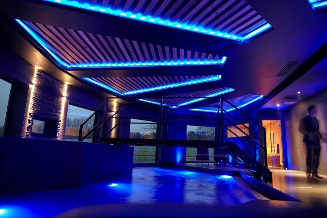 Cave Hotel & Golf Resort 페버샴 외부 사진